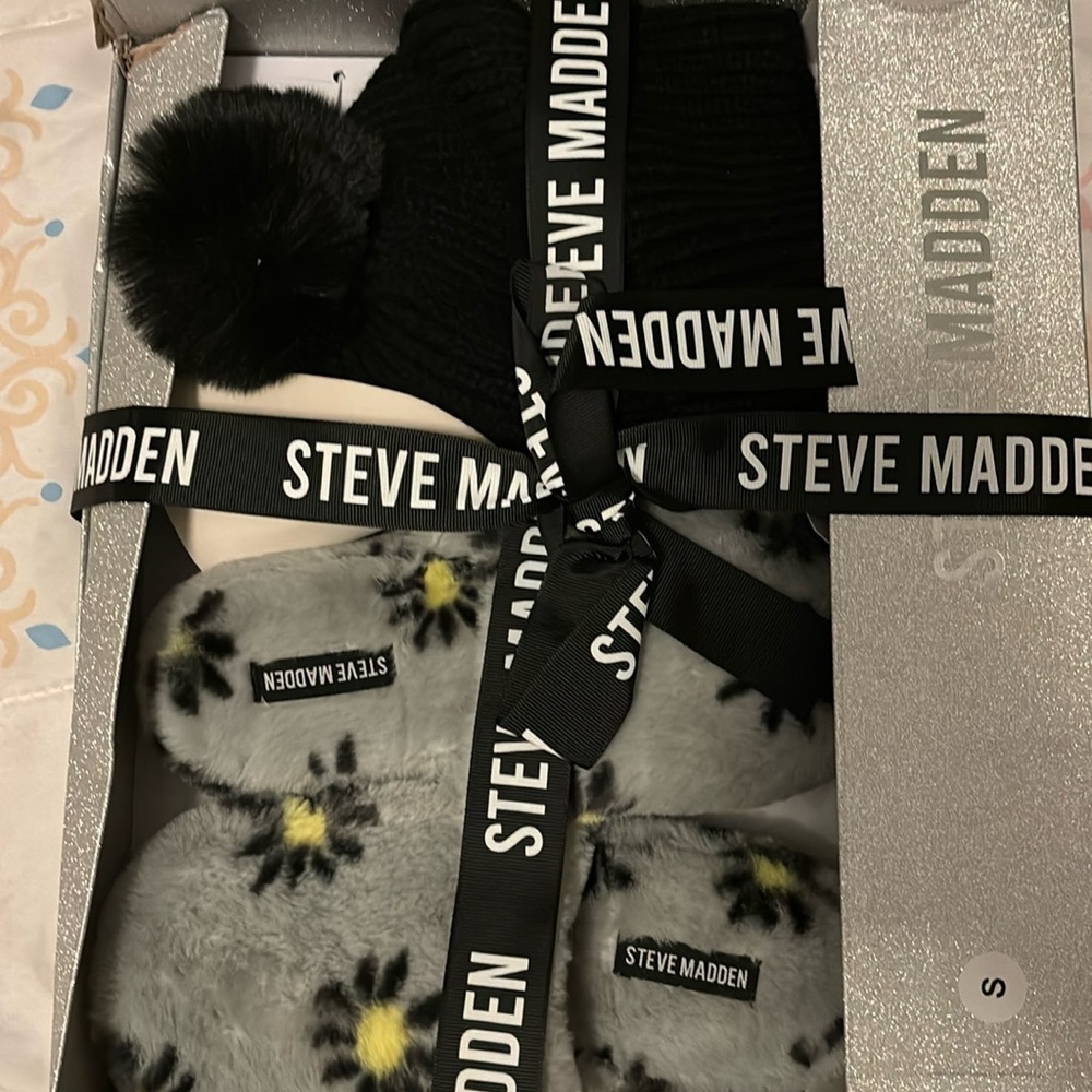 Steve Madden gift set
